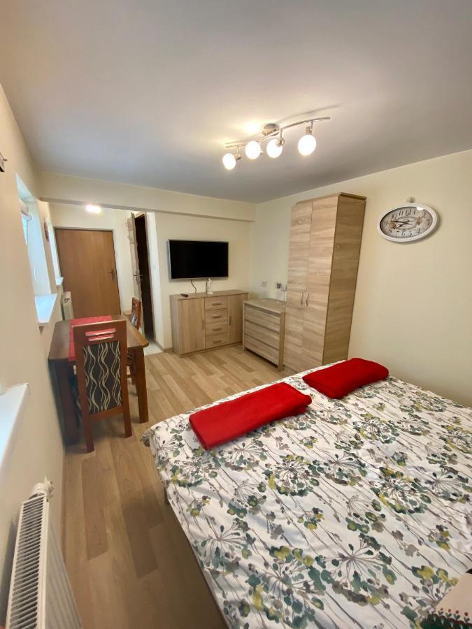 Bed and Breakfast Osrodek Wczasowo-Kolonijny Gron Biały Dunajec Esterno foto
